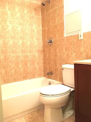 Rented by Meraki Realty LLC | media 13