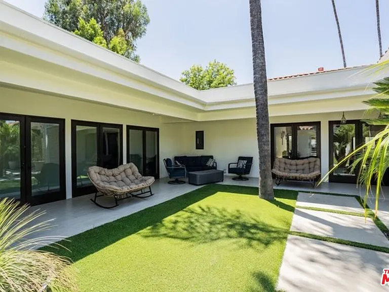 17520 Embassy Dr — Photo 40