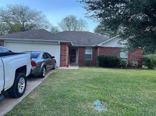 128 Lindenwood Ln N, Hewitt, TX 76643