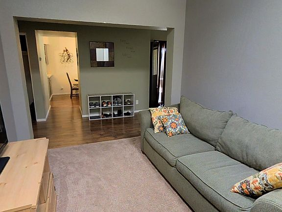 2nd image of 3005 W Lupine Ave