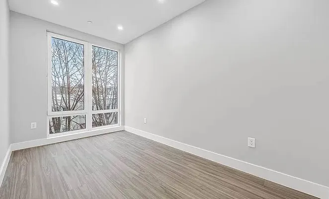 Rented by Reavis | media 9