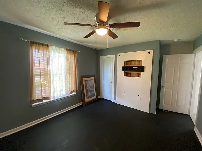 821 Roosevelt St — Photo 28