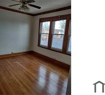 2911 N Neva Ave — Photo 3