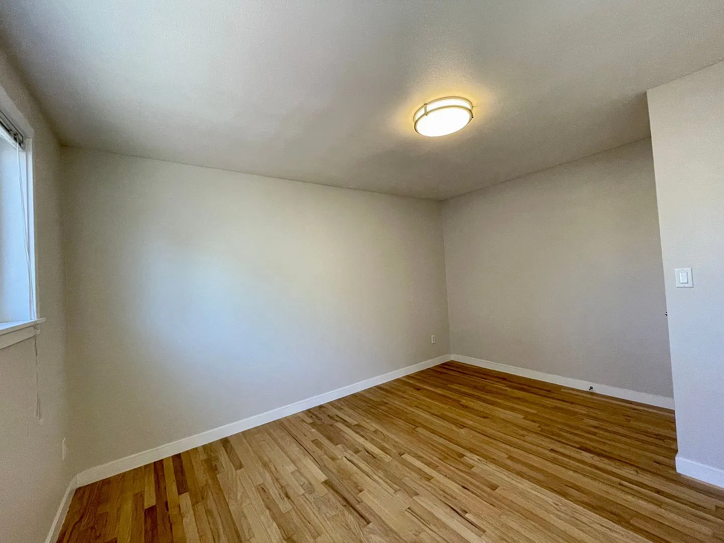Ballard 12-Unit — Photo 3