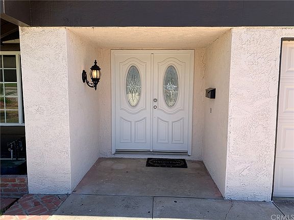 3rd image of 2651 Seine Ave
