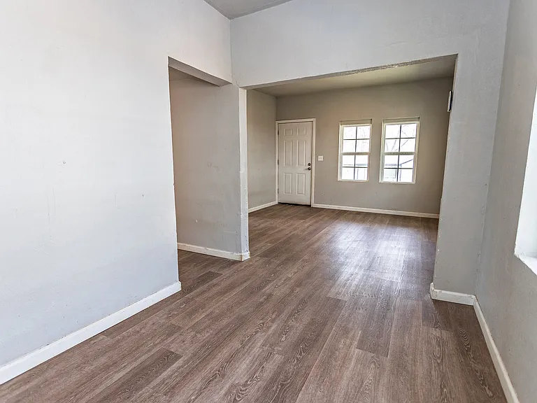 303 N Cleveland Ave — Photo 21