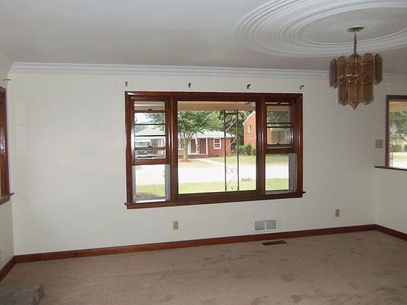 3rd image of 508 Bunche Dr