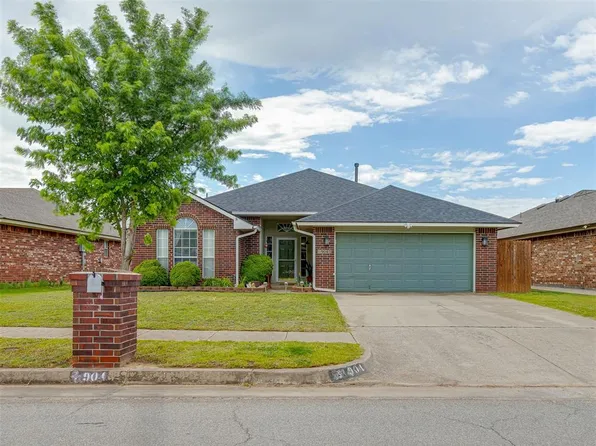 (undisclosed Address), Moore, OK 73160