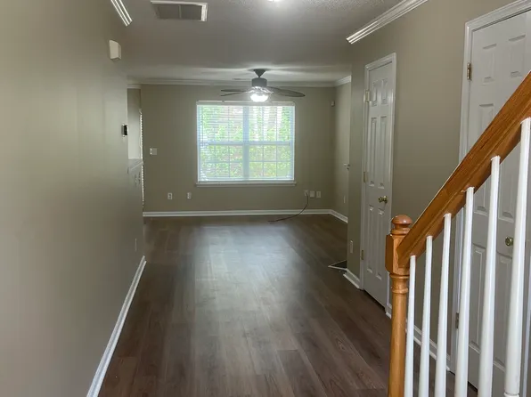 16737 Timber Crossing Rd, Charlotte, NC 28213