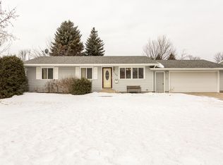 3122 Walnut St, Grand Forks, ND 58201