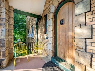 66 N Meadowcroft Ave, Pittsburgh, PA 15216