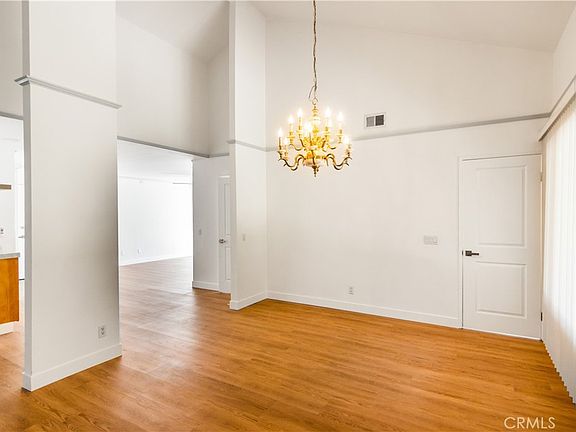 5th image of 17473 Golden Ln