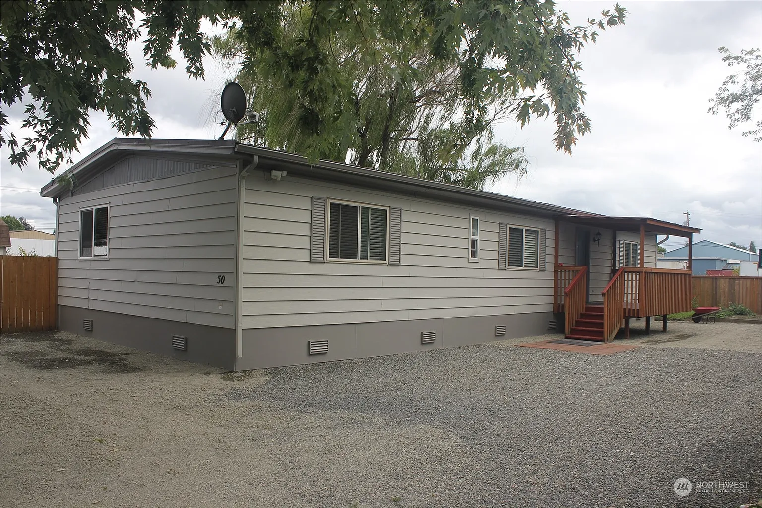 50 11th Avenue N photo 1