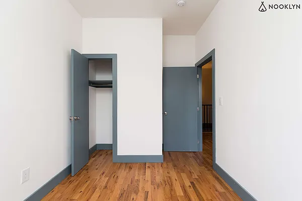 Rented by Nooklyn NYC LLC | media 42