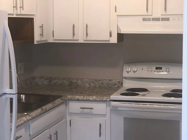 Stoneview Homes — Photo 31