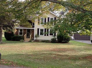 7788 Ditch Rd, Gasport, NY 14067