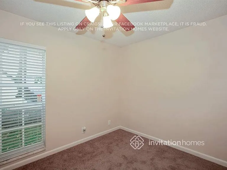 9361 NW 37th Ct — Photo 11