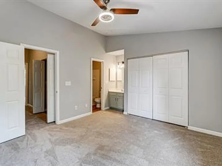 3821 Mosscroft Ln — Photo 14