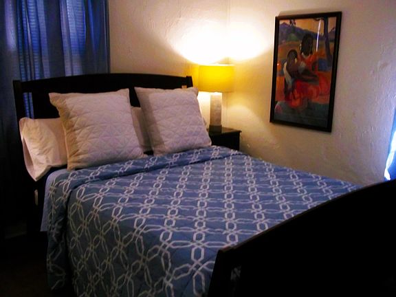 Queen bed