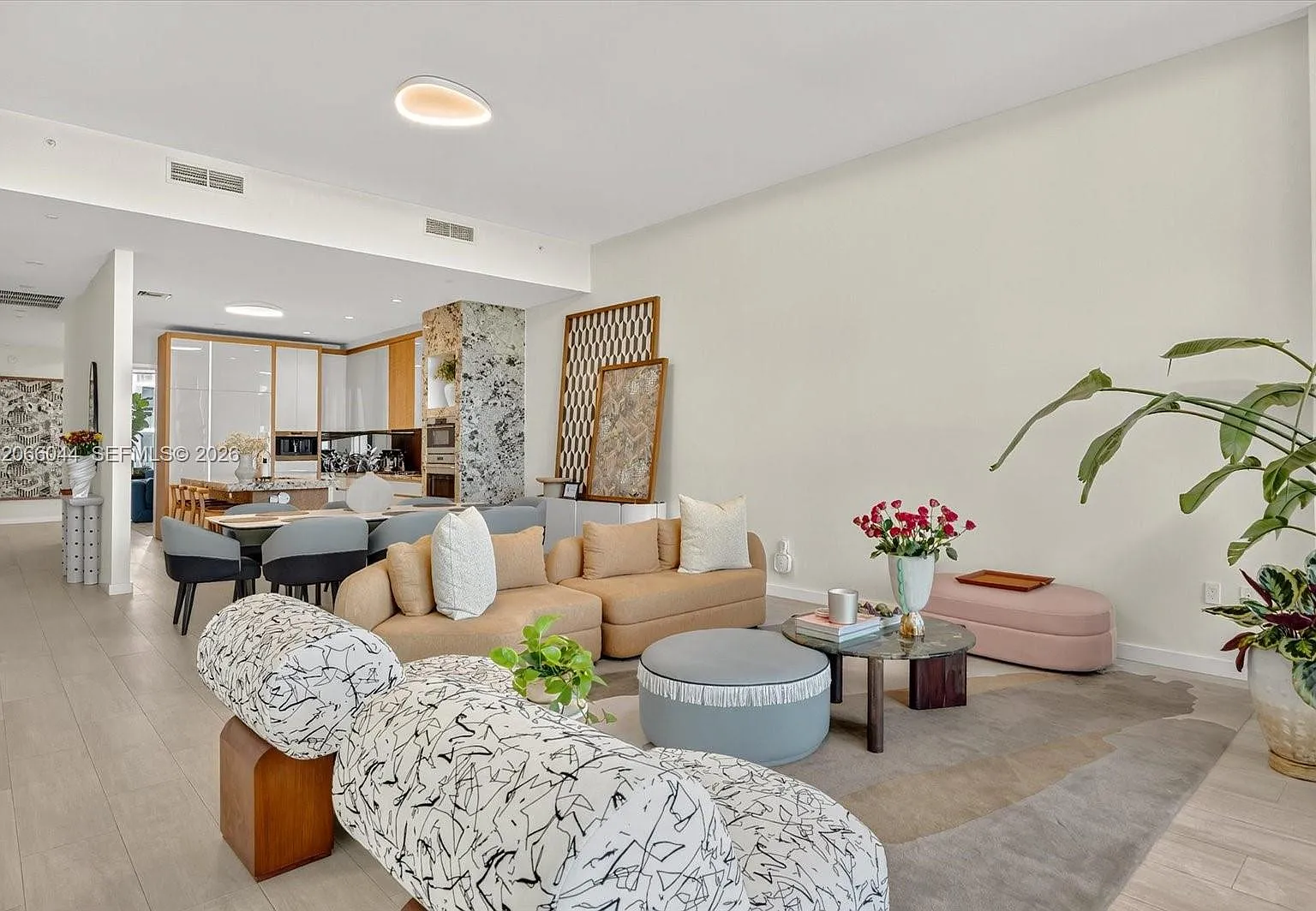 Two Park Grove Condo — Photo 3