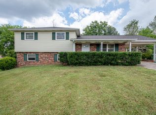 104 Apache Rd, Maryville, TN 37804