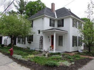 17 Vale St, Peterborough, NH 03458
