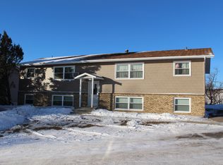 1400 14th Ave NW APT 4, Minot, ND 58703