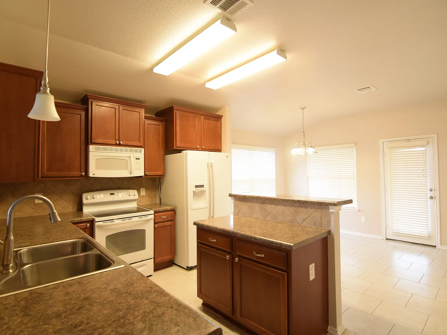 5004 Allegany Dr, Killeen — Photo 4