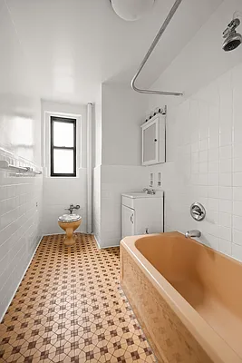 Sold by Compass | media 32