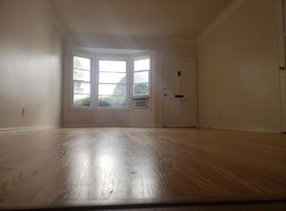 2047 N Vermont Ave, Los Angeles, CA 90027