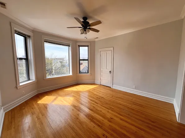 1231 N Greenview Ave #31, Chicago, IL 60642