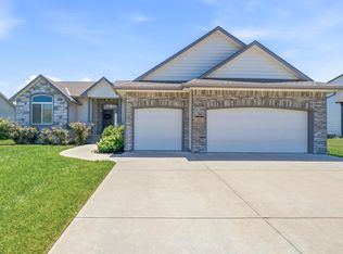 1021 W Ledgestone St, Andover, KS 67002