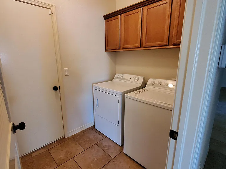 14604 Christian Castle Ave — Photo 12