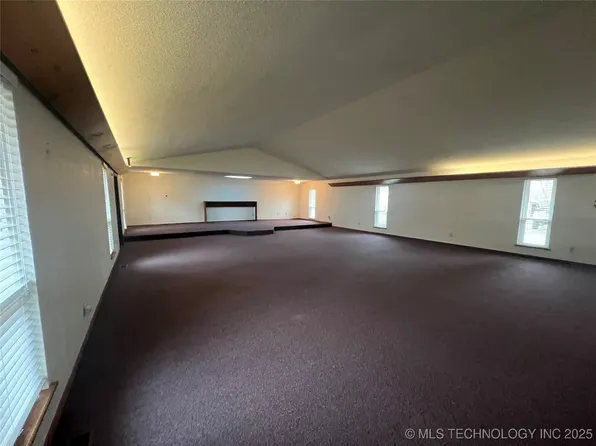 401 S Layton Ave, Drumright, OK 74030