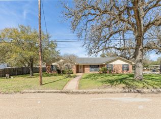 460 6th St, Somerville, TX 77879