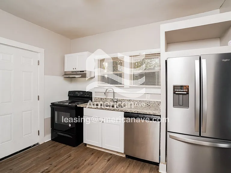 1033615_009_wm_-_kitchen_13299188.jpg