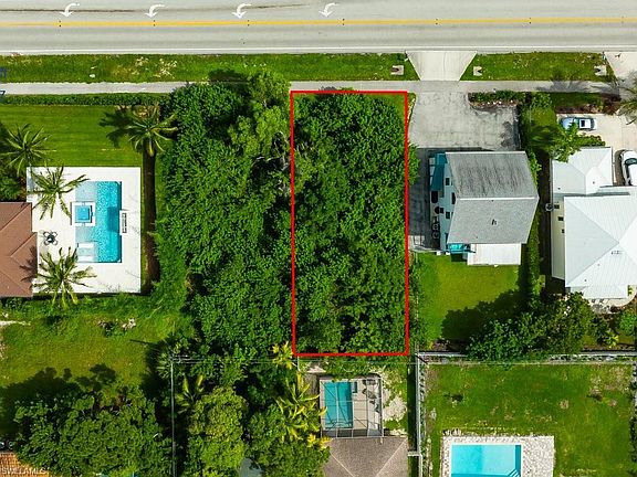 3rd image of 516 111th Ave N