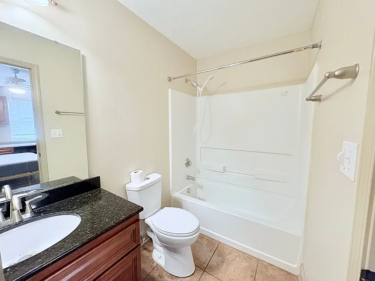 1621 Muscovy Way — Photo 17