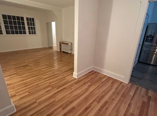 880 York St, East Rutherford, NJ 07073