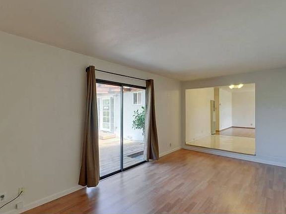 Family Room 1