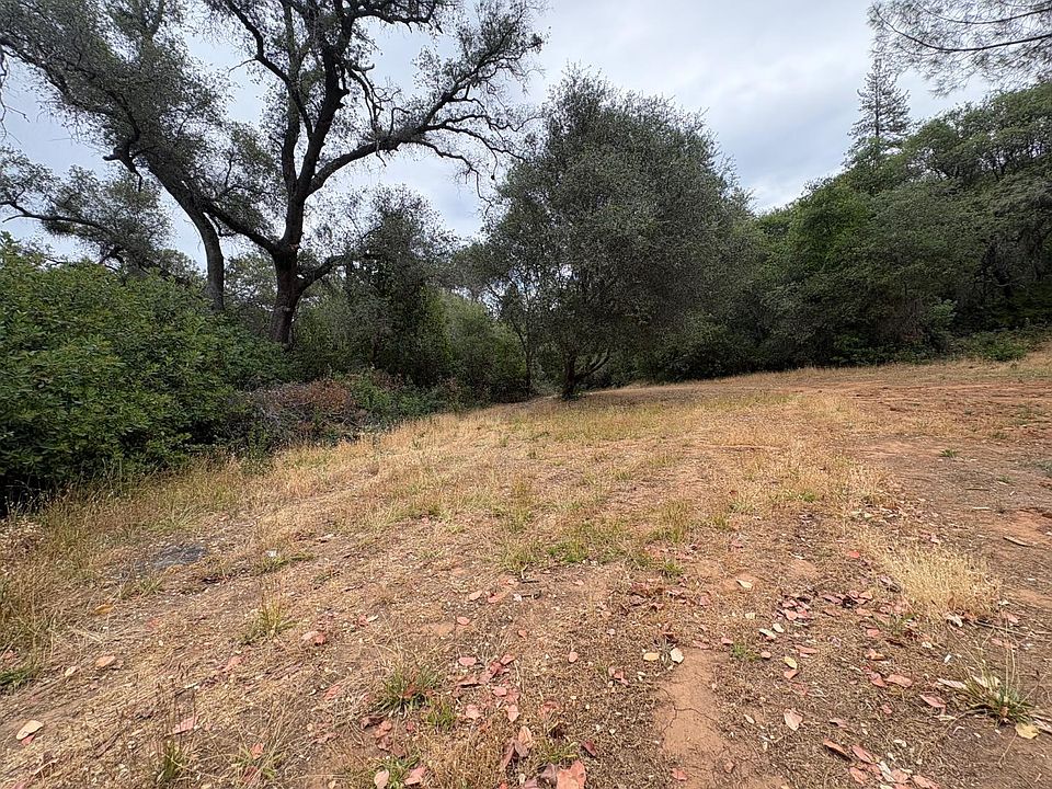 2nd image of 16079 Vierra Rd