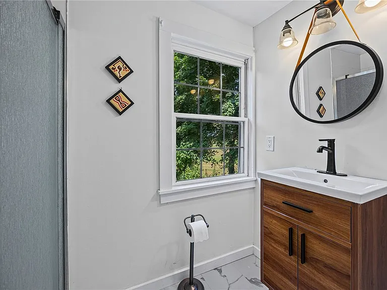 393 Mendon Center Rd — Photo 17