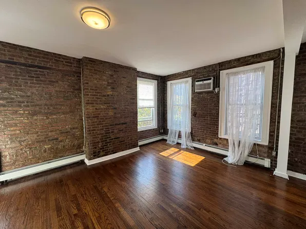 106 Roebling Street image 1 of 8