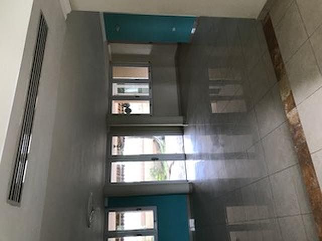 2nd image of 31 Calle Violeta