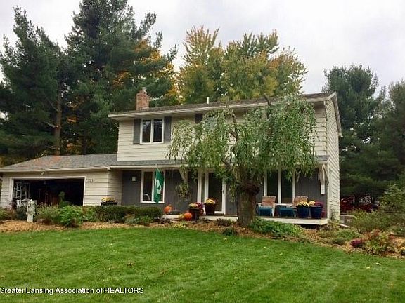 5th image of 3571 W Hiawatha Dr