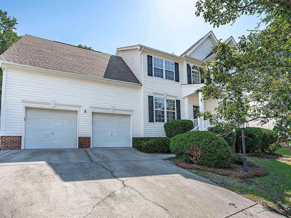 1st image of 204 Austree Dr