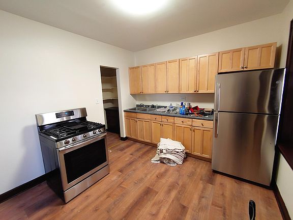5th image of 4358 N Menard Ave #1