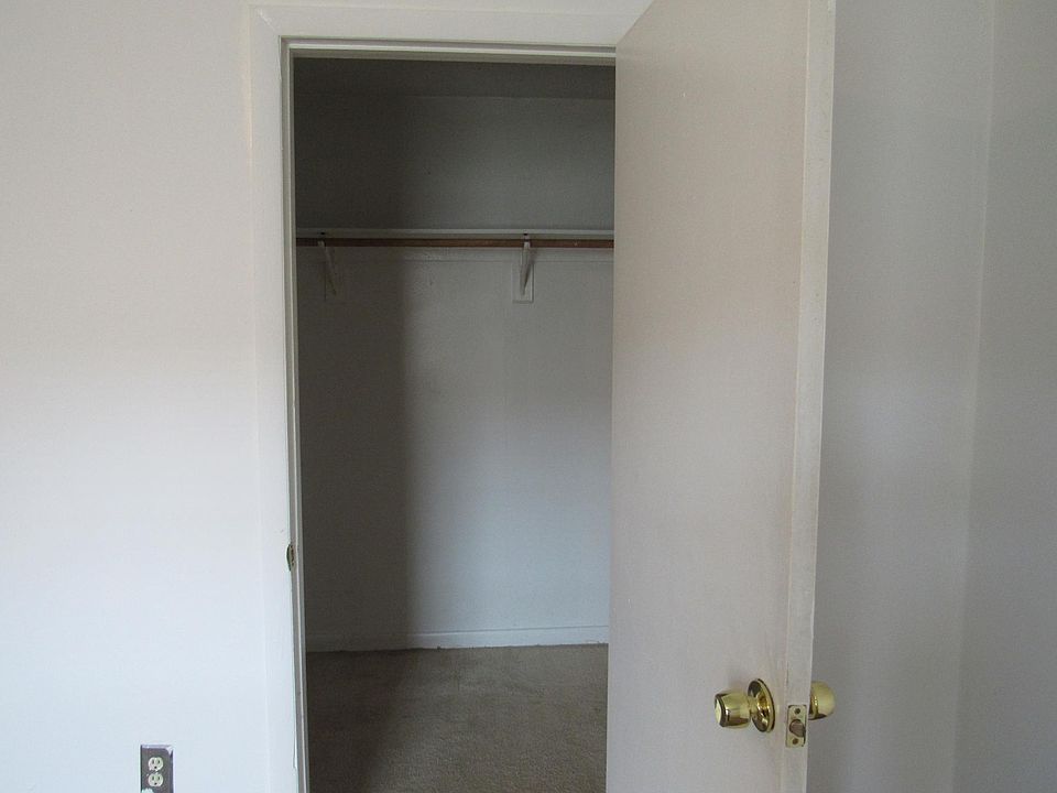 1st image of 4112 Williamson St #B