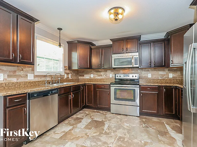 700 Swift Fox Dr — Photo 6