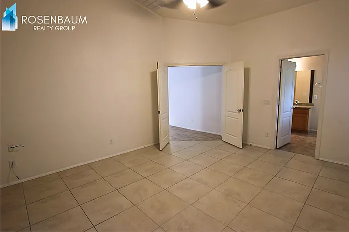 12412 W Montebello Ave — Photo 11